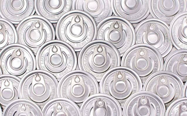 "¿Cómo garantizan los extremos de aluminio de fácil apertura la frescura y seguridad de los productos?"